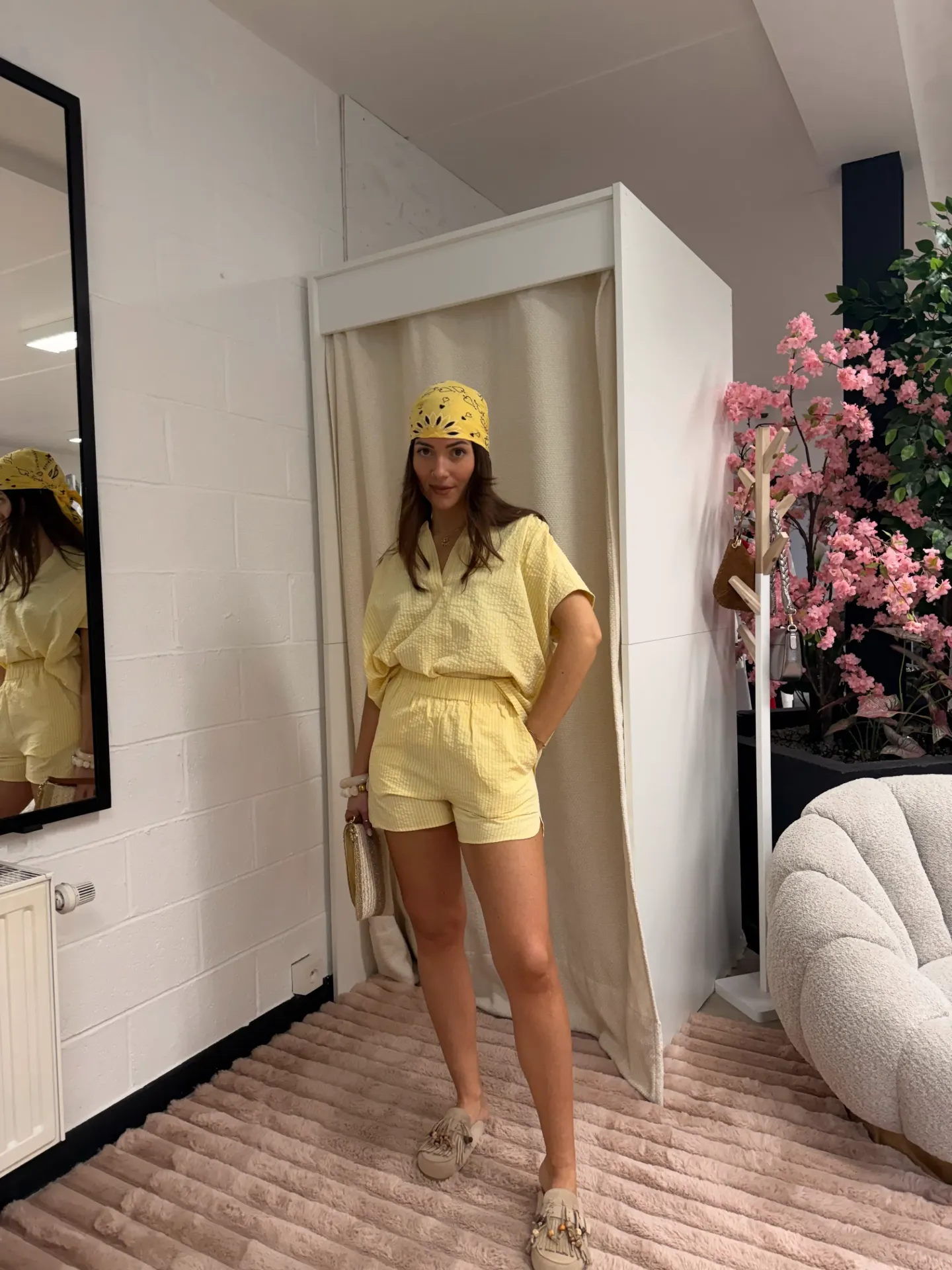 SHORT LEMON